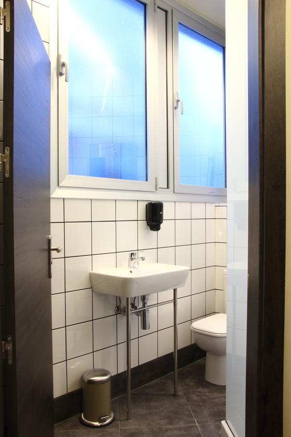 Poshtel Bilbao - Premium Hostel Eksteriør billede