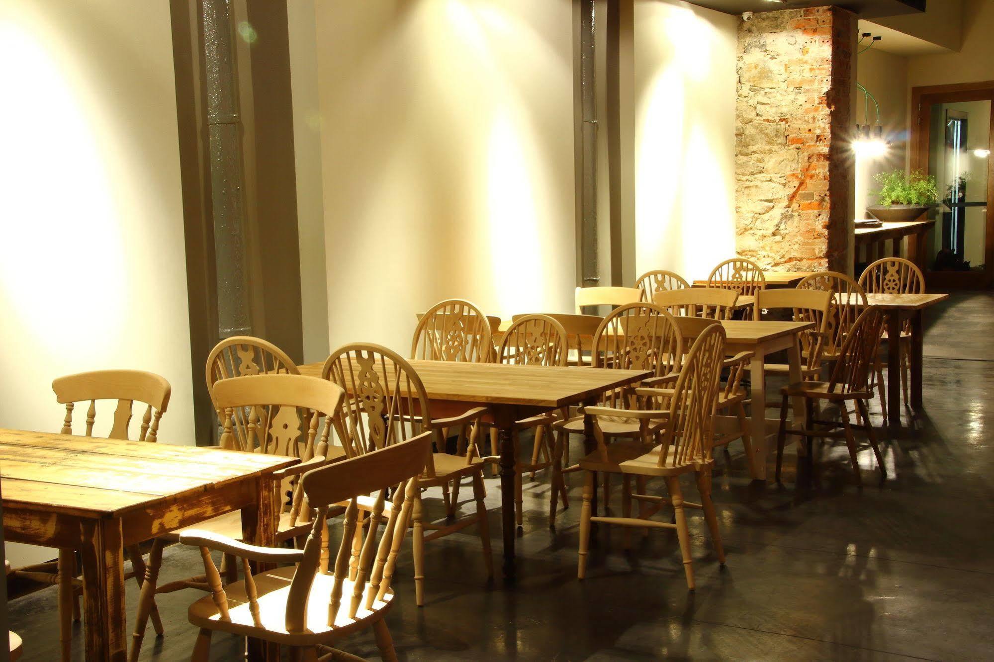 Poshtel Bilbao - Premium Hostel Eksteriør billede