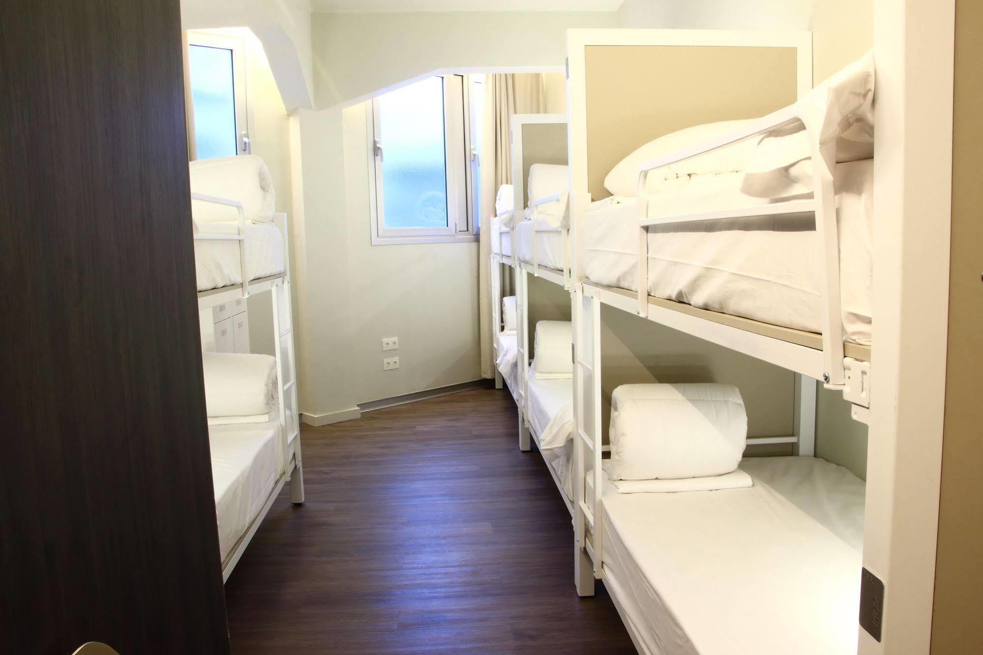 Poshtel Bilbao - Premium Hostel Eksteriør billede